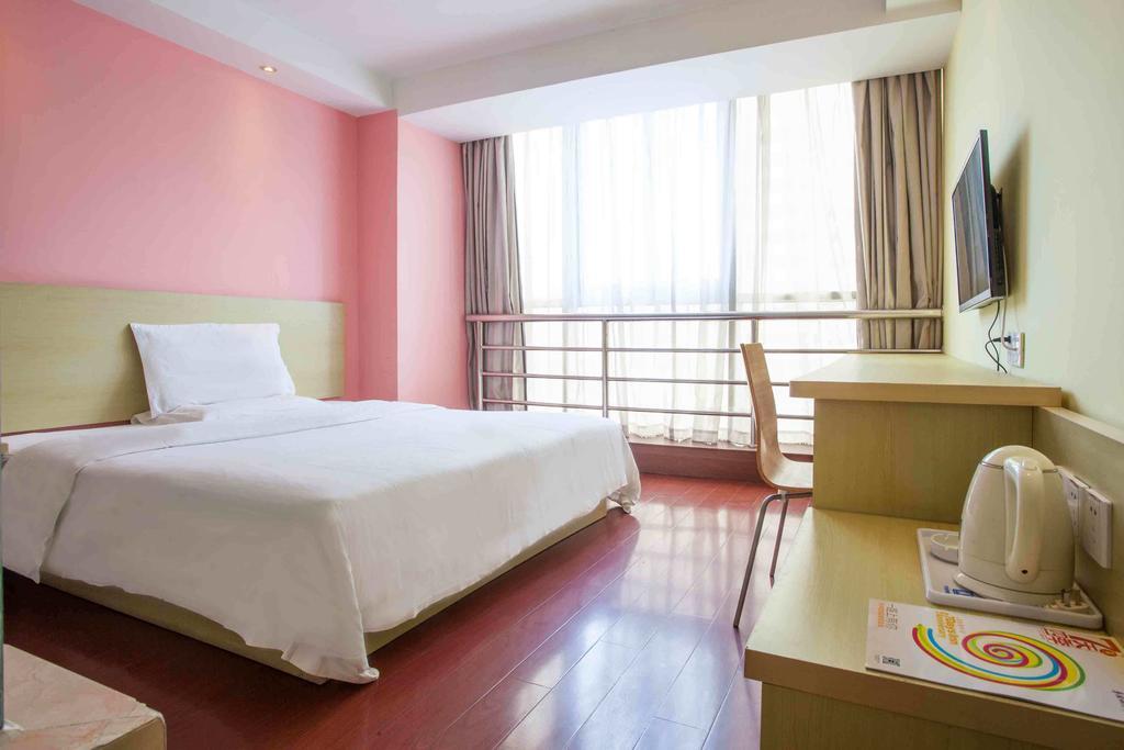 7Days Inn Guangzhou Wuyang New Town Екстериор снимка